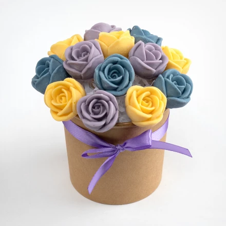 Сладкий подарок Букет из шоколадных роз (фиолетовый)