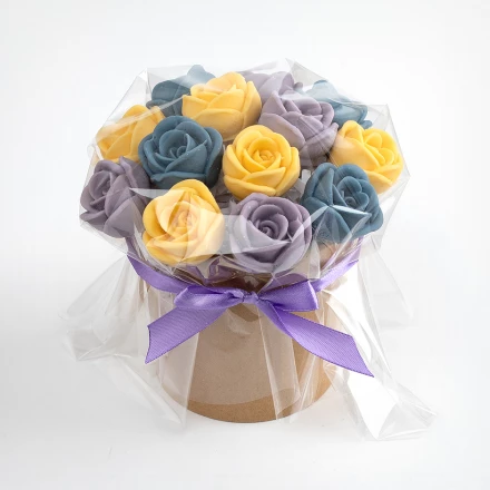 Сладкий подарок Букет из шоколадных роз (фиолетовый)